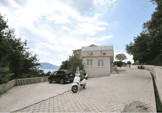 Atemberaubende Villa mit großem Pool und Garten zu verkaufen in Tivat — photo 10